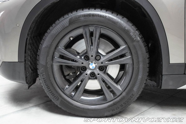 BMW X1 xDrive25d REZERVACE 2017