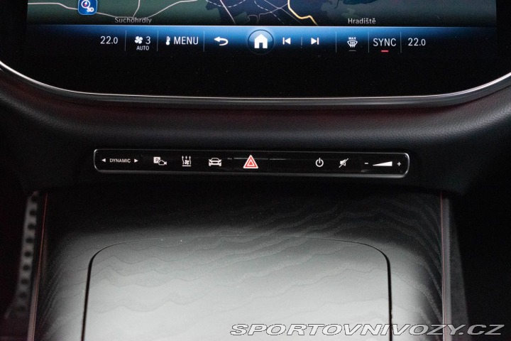 Mercedes-Benz E E 220d AMG*TAŽNÉ*ZÁRUKA*Č 2024