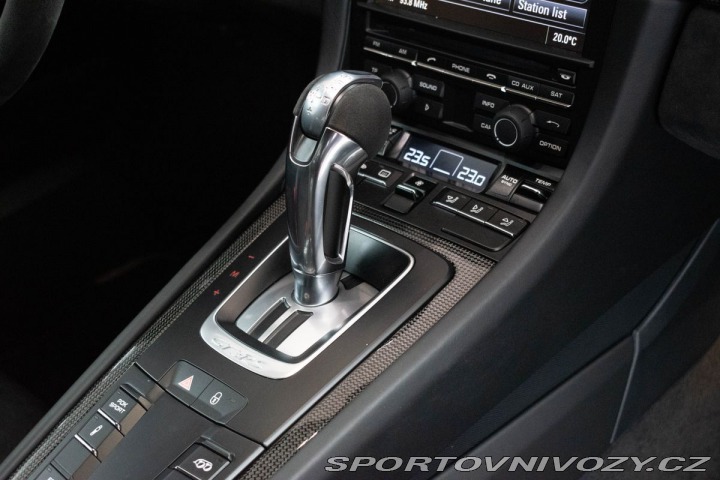 Porsche 911 GT3 RS 4.0 !Najeto 14.885 2016