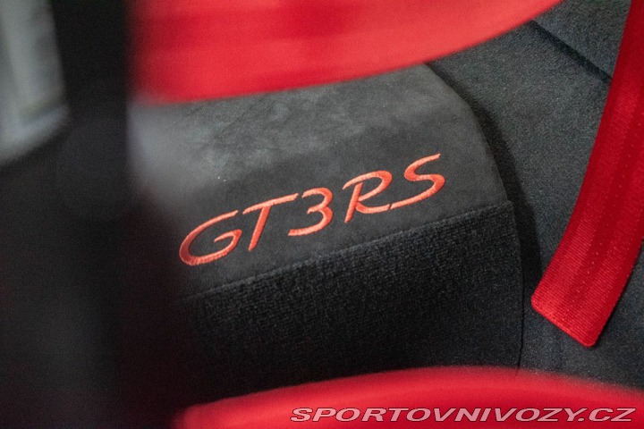Porsche 911 GT3 RS 4.0 !Najeto 14.885 2016