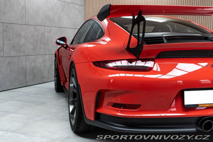 Porsche 911 GT3 RS 4.0 !Najeto 14.885 2016