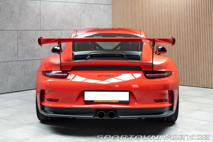 Porsche 911 GT3 RS 4.0 !Najeto 14.885 2016