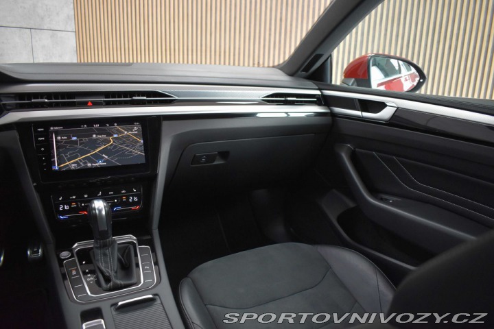 Volkswagen Arteon 2.0 TDI R-LINE REZERVACE 2022