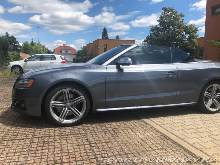 Audi S5  2012