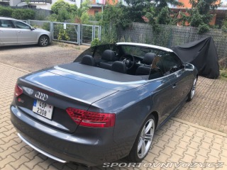 Audi S5  2012