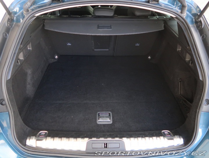 Peugeot 508 Hybrid 225 2021