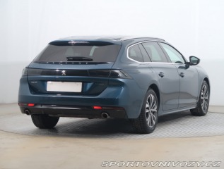 Peugeot 508 Hybrid 225 2021