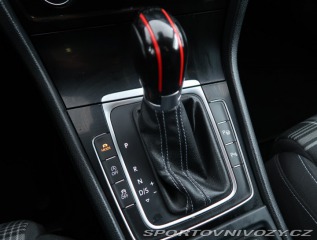 Volkswagen Golf 2.0 TDI GTD 2015