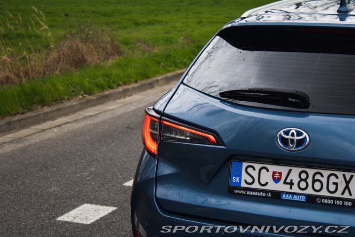 Toyota Corolla Combi  2.0 Hybrid Dynamic 2019