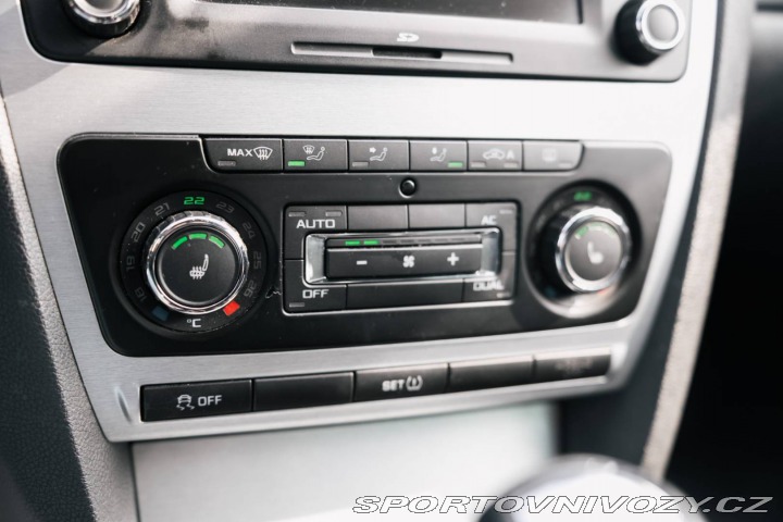 Škoda Octavia RS Combi  2.0 TFSI RS  /AJ N 2009