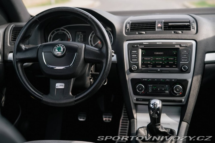 Škoda Octavia RS Combi  2.0 TFSI RS  /AJ N 2009