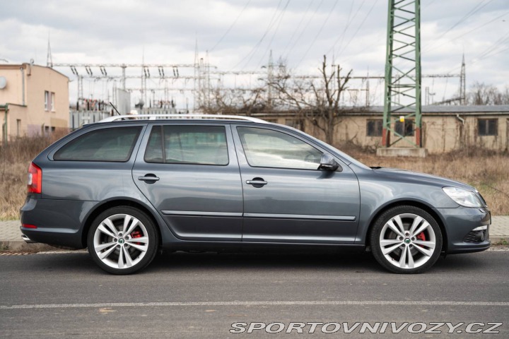 Škoda Octavia RS Combi  2.0 TFSI RS  /AJ N 2009