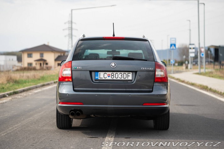 Škoda Octavia RS Combi  2.0 TFSI RS  /AJ N 2009