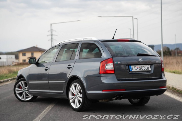 Škoda Octavia RS Combi  2.0 TFSI RS  /AJ N 2009