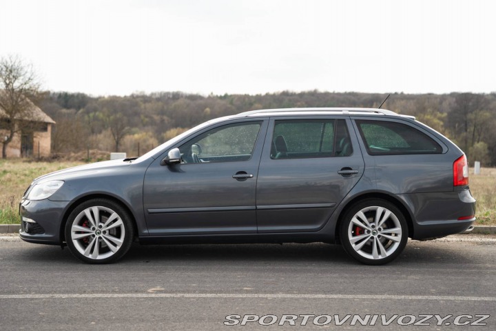 Škoda Octavia RS Combi  2.0 TFSI RS  /AJ N 2009