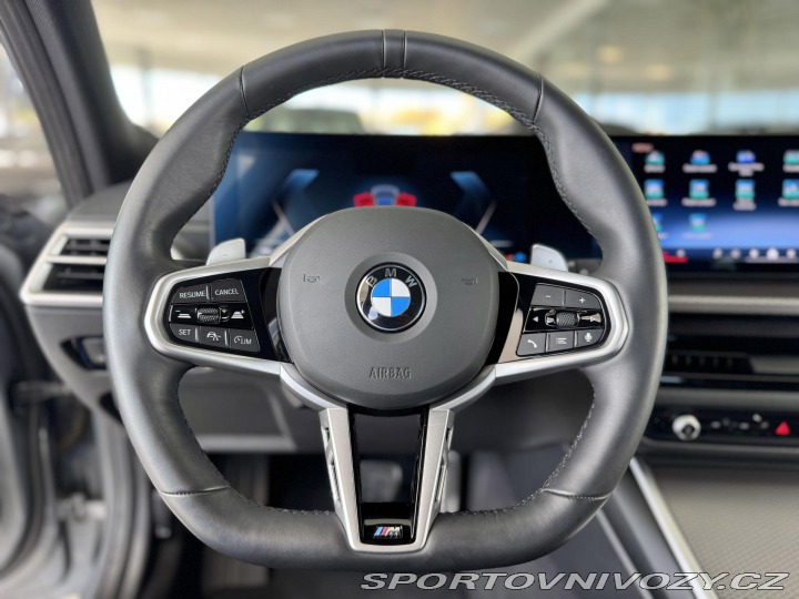 BMW 3 330i xDrive*M-SPORT*REZER 2025