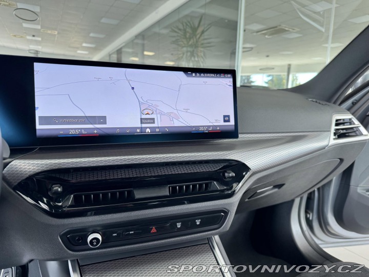 BMW 3 330i xDrive*M-SPORT*REZER 2025