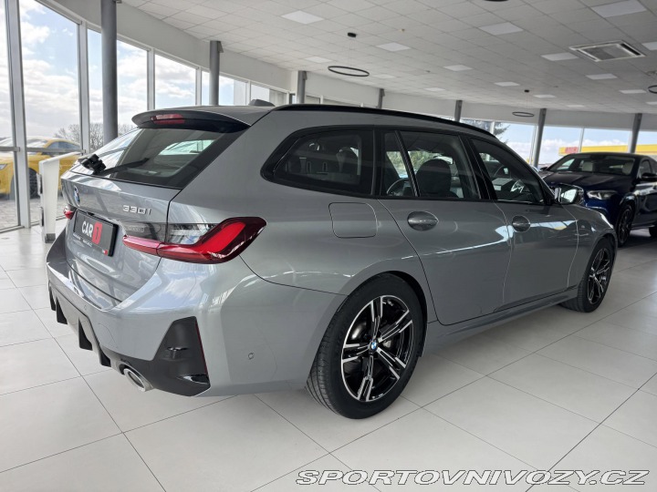 BMW 3 330i xDrive*M-SPORT*Kamer 2025