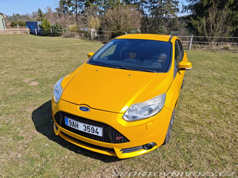 Ford Focus ST 