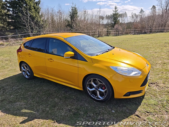 Ford Focus ST  2012