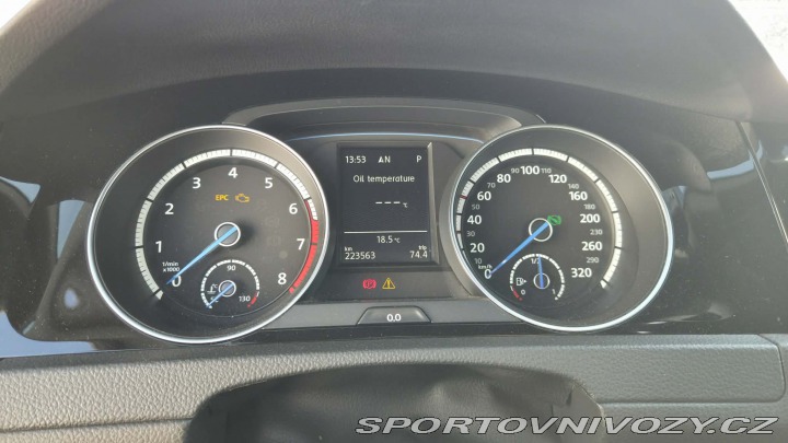 Volkswagen Golf Golf 7 R poškozený motor 2016