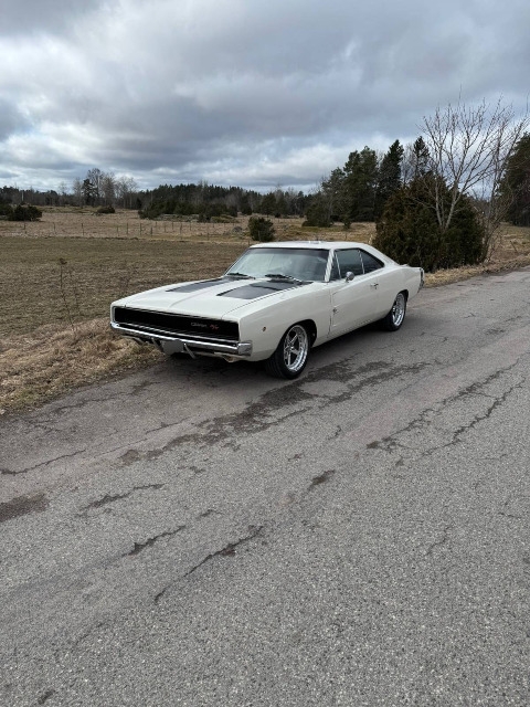 Dodge Charger 5.7 V8 Hemi 1968