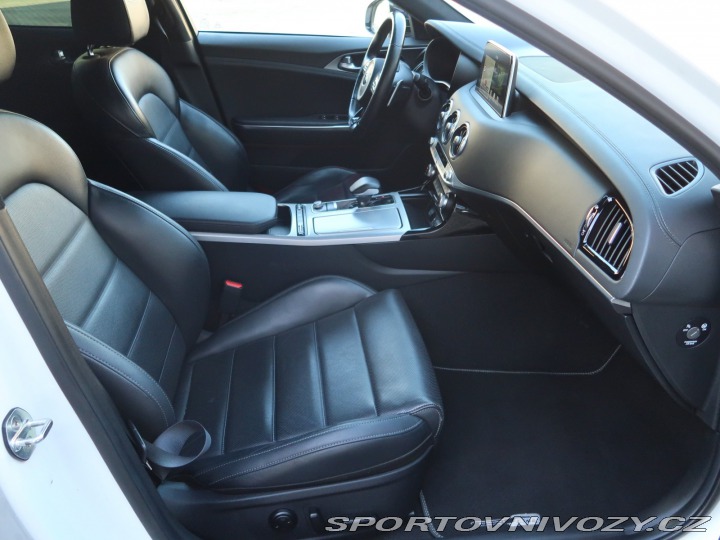 Kia Stinger GT-Line 2.0 T-GDI 2019