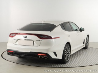 Kia Stinger GT-Line 2.0 T-GDI 2019