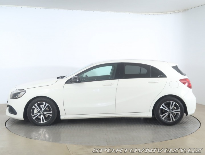 Mercedes-Benz A AMG line A 180 d 2016