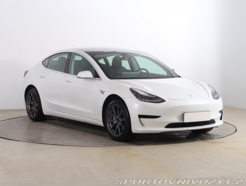 Tesla Model 3 Std Range Plus 52kWh