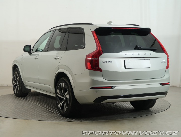 Volvo Ostatní modely XC90 B6 AWD 2021