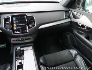 Volvo Ostatní modely XC90  B6 AWD 2021