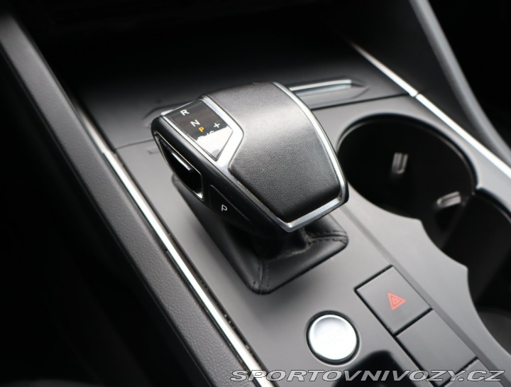 Volkswagen Ostatní modely Touareg Business 3.0 TDI 2019