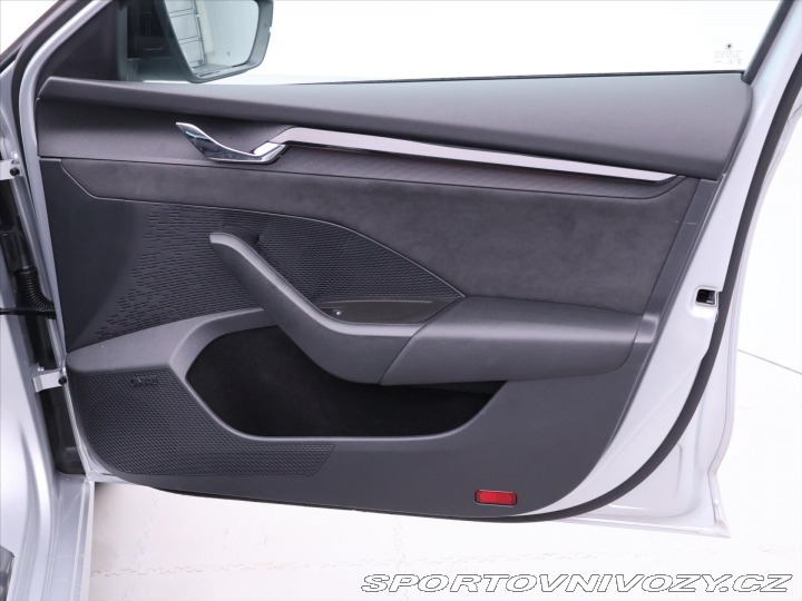 Škoda Octavia RS 2,0 TSI 180kW DSG Matrix 2022