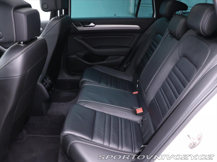 Volkswagen Ostatní modely Passat 2,0 TSI 206kW R-line High 2016