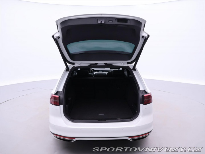 Volkswagen Ostatní modely Passat 2,0 TSI 206kW R-line High 2016