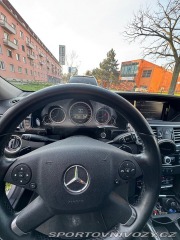 Mercedes-Benz E 3,0   E350 CDI s výbavou 2011