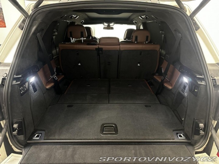 BMW X7 Mpaket - nebourané - záru 2021