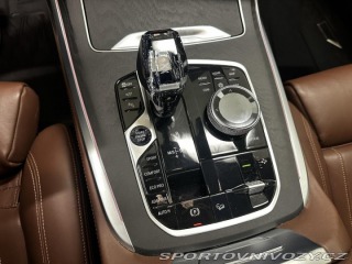 BMW X7 Mpaket - nebourané - záru 2021