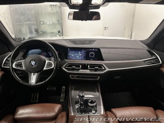 BMW X7 Mpaket - nebourané - záru 2021
