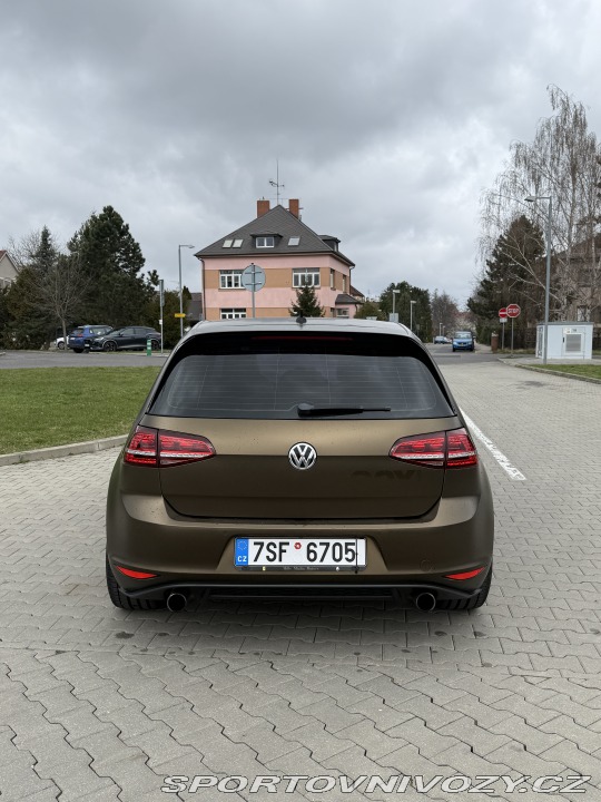 Volkswagen Golf  2014