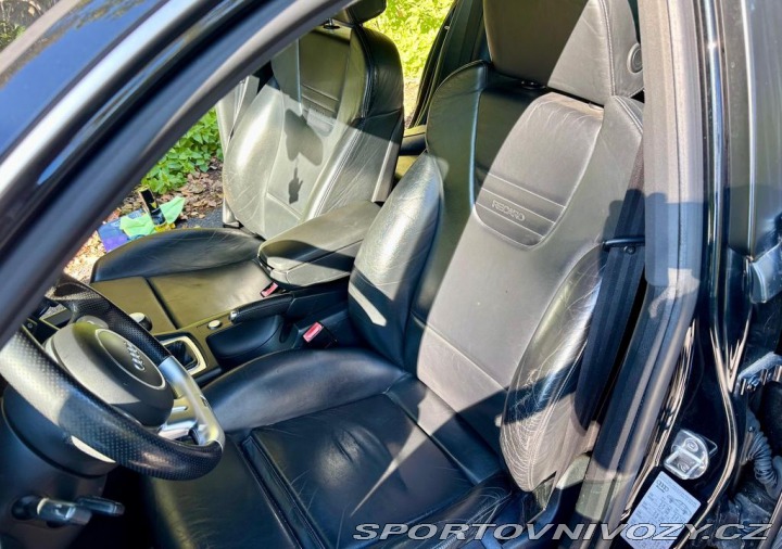 Audi RS4 4.2 FSI V8 420PS 2006