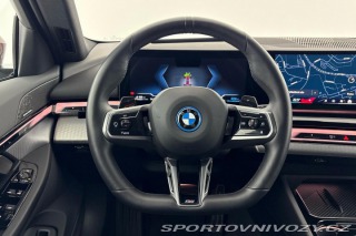 BMW 5 550e xDrive Touring 2025