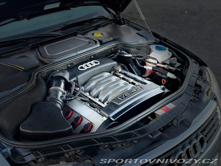 Audi Ostatní modely A8L 4.2 V8 Quattro 2004