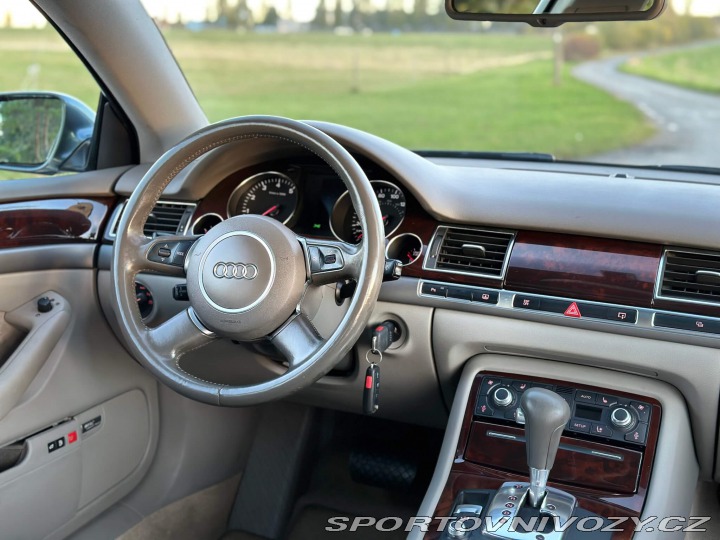 Audi Ostatní modely A8L 4.2 V8 Quattro 2004