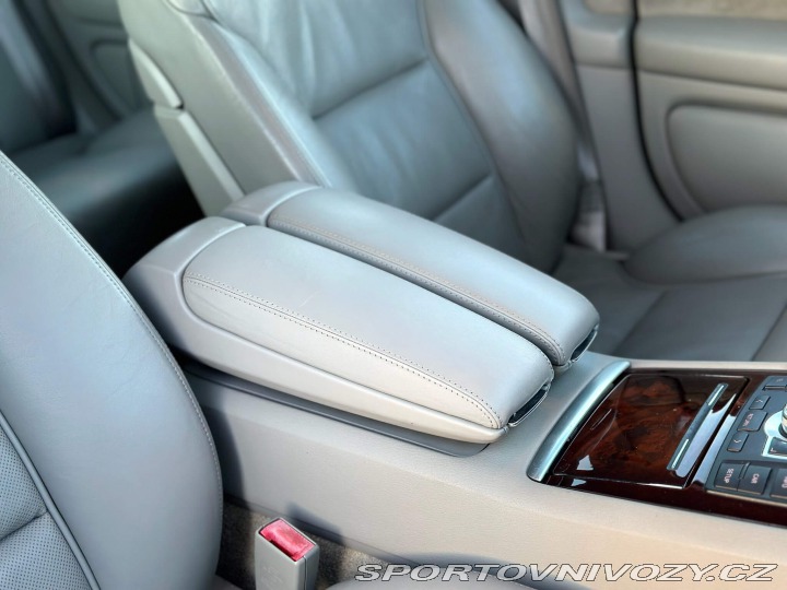 Audi Ostatní modely A8L 4.2 V8 Quattro 2004