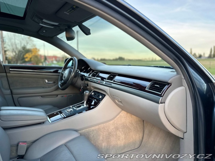 Audi Ostatní modely A8L 4.2 V8 Quattro 2004