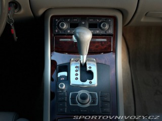 Audi Ostatní modely A8L 4.2 V8 Quattro 2004