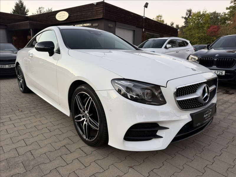 Mercedes-Benz E 220d AMG 4Matic