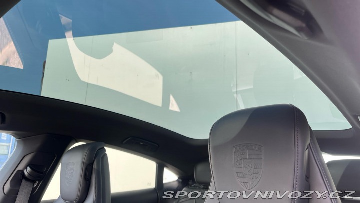 Porsche Taycan 4S 2024